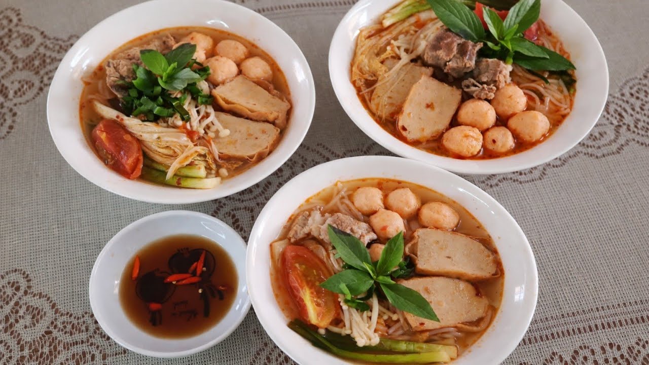 Bún Thái Chua Cay Nấu Nhanh | Cơm Nhà Út Liên 