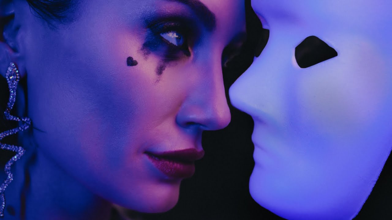 Nikita- MASCHERE (ma tu che fai) (Visual&Lyric Video)