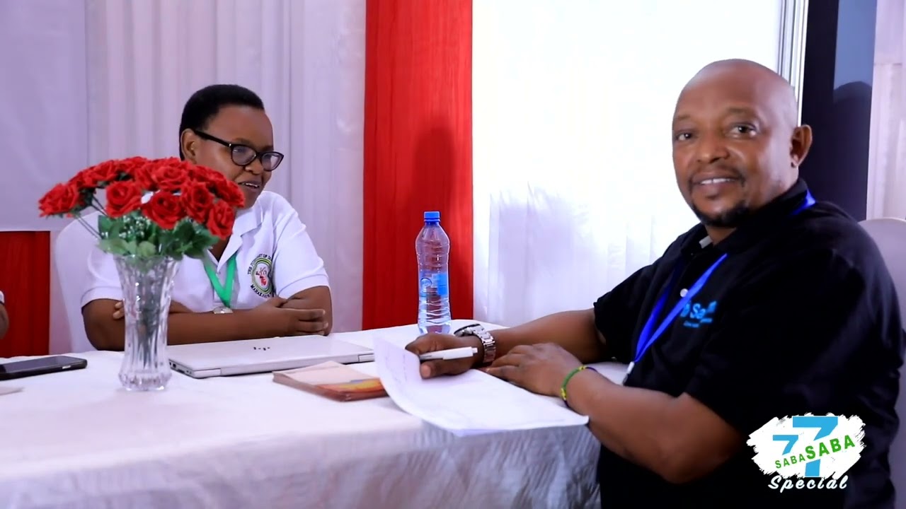 PROF IBRAHIM JUMA  JAJI MKUU WA TANZANIA   AELEZEA ALIYOYAONA NDANI YA BANDA LA MAHAKAMA