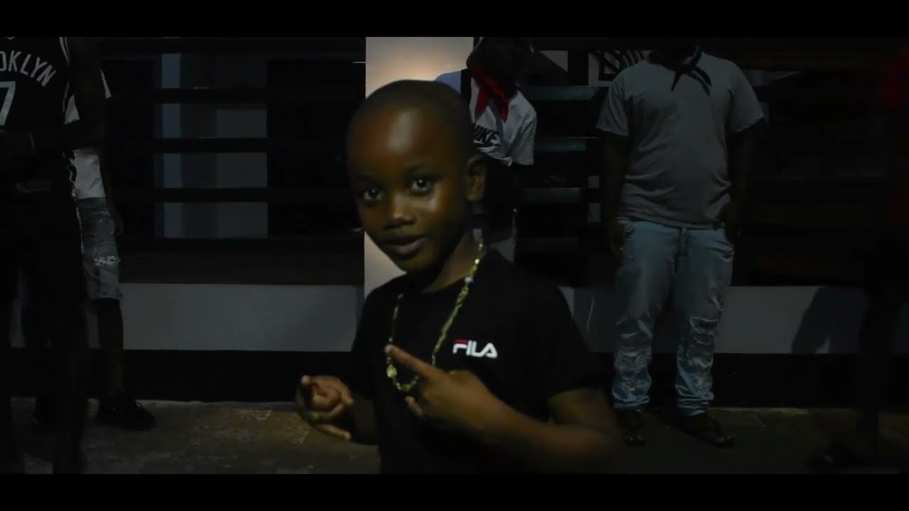 Villie ft Darry - Gevaar  ( Official Music Video )