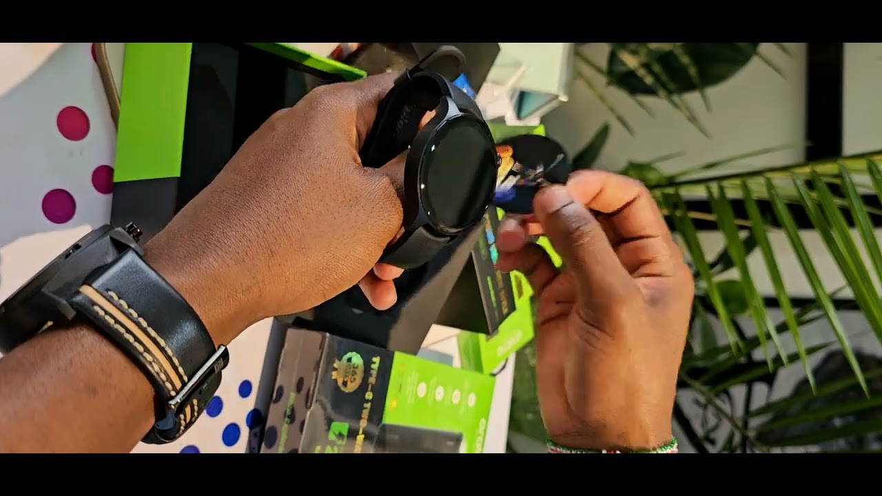 ORAIMO WATCH ER OSW #UNBOXING LET'S FIND OUT WHAT IS IN THE BOX #GALAXYASERIES 