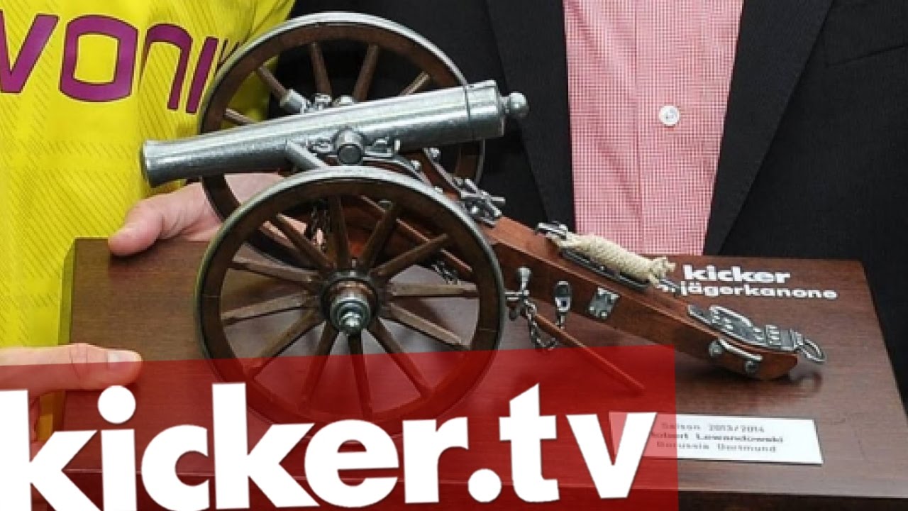 Die kicker-Torj&auml;gerkanone auf Reisen - kicker.tv