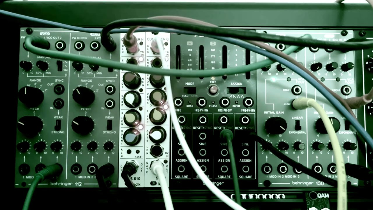 Demo with Behringer's VCOs 112, and Ladik Composer G and N
