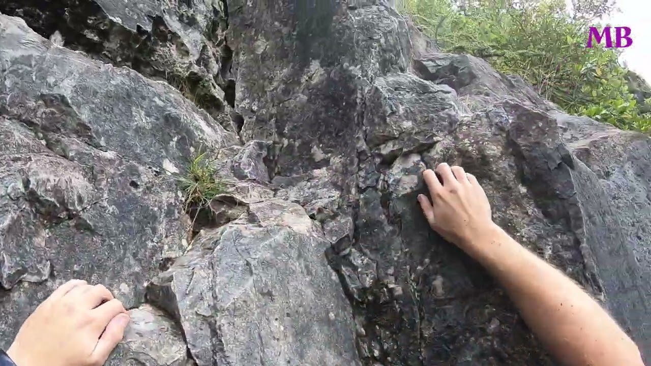Wintour's Leap-Central Rib Route 1 S 4a (P1a)