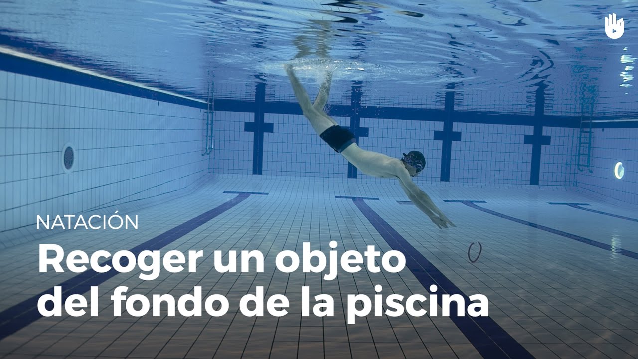 Cómo bucear para recoger un objeto del fondo de la piscina | Miedo al agua