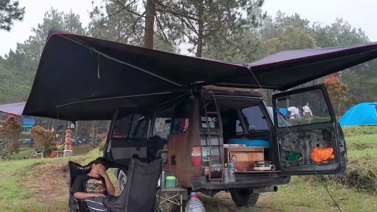 Camping kanaga hill#campervan #kijangmaniasampaitua #kijanggrandextra #camping #campervanindonesia 