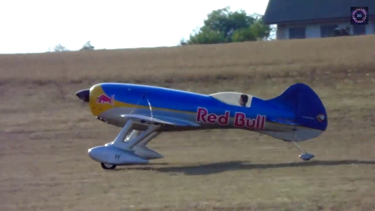 XXL RC PLANE BADASS SOUND LOW PASSES & SKYPAINTING | CYModel GeeBee R3