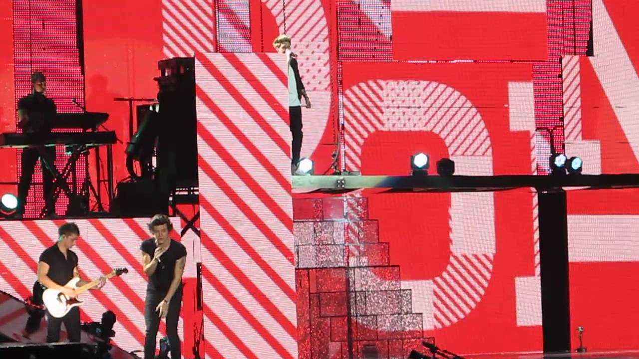 One thing (Niall focus) - One Direction TMH Tour (Birmingham) 17/04/13