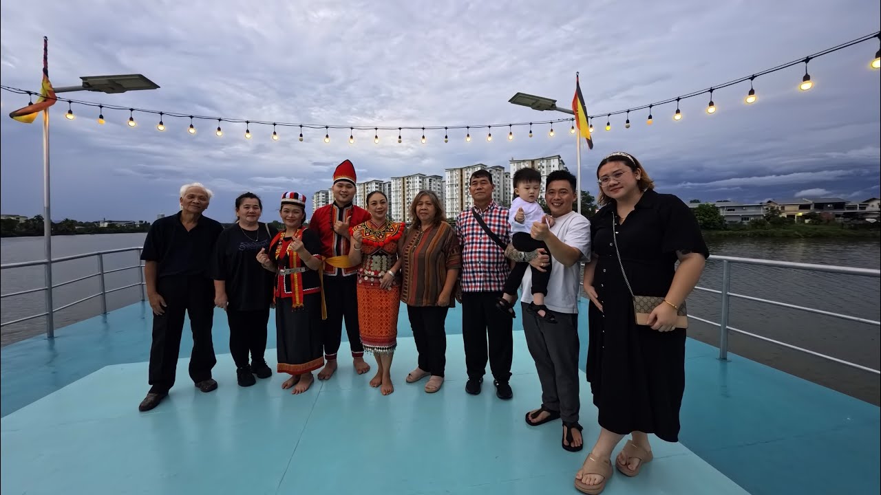 KUCHING SARAWAK RIVER CRUISE & HAPPY BORNEO FARM / PART 2 🚗✈️