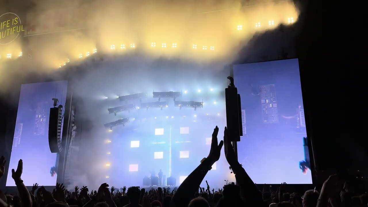 Justice - Audio, Video, Disco (Las Vegas) [4K, 60 FPS]