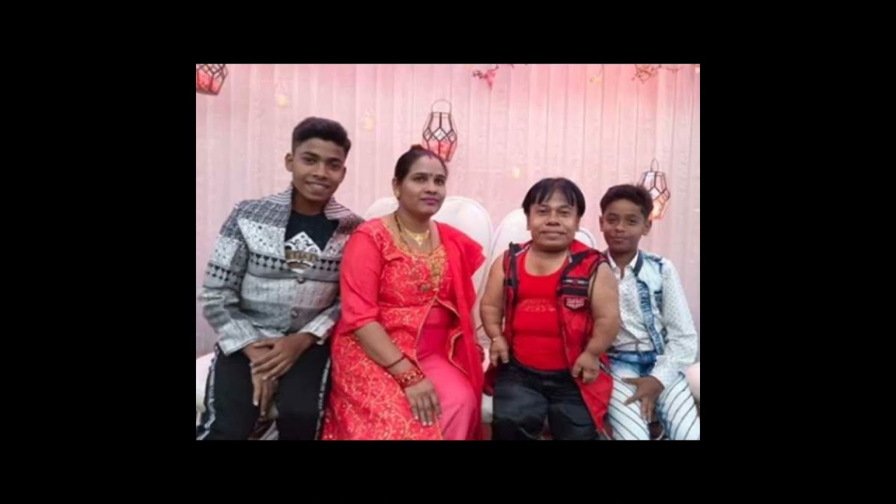 KK Goswami with family| 