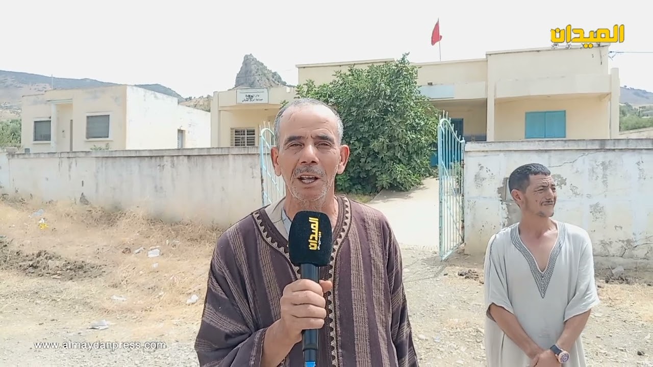 ساكنة الربع الفوقي بإقليم تازة تستغيث بالملك.. الوضع الصحي كارثي وكنعيشو سنوات الرصاص مع المسؤولين