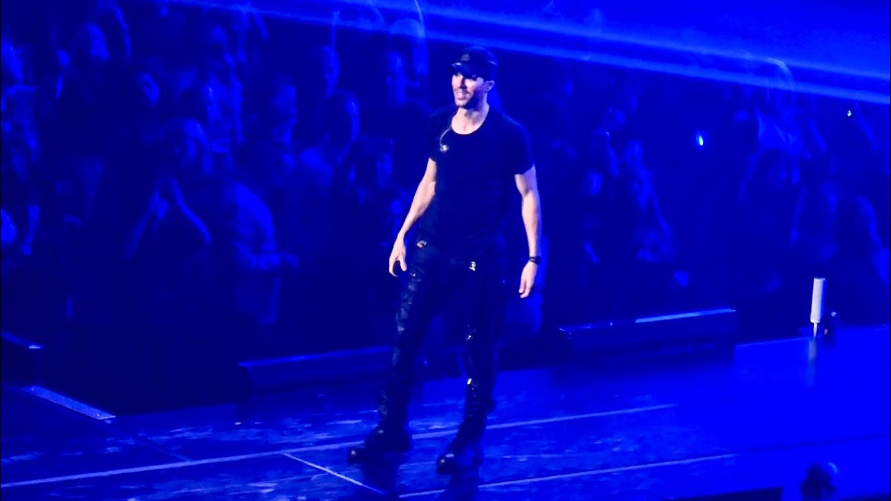 Enrique Iglesias - Hero Live @ Madison Square Garden, New York (2021)