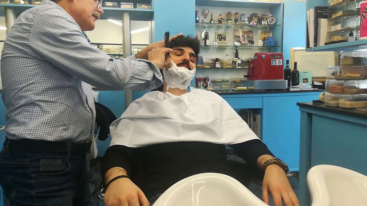 RASATURA PRESSO IL SALONE DUEMILA (Ancona,Italy) - Italian Barber shop