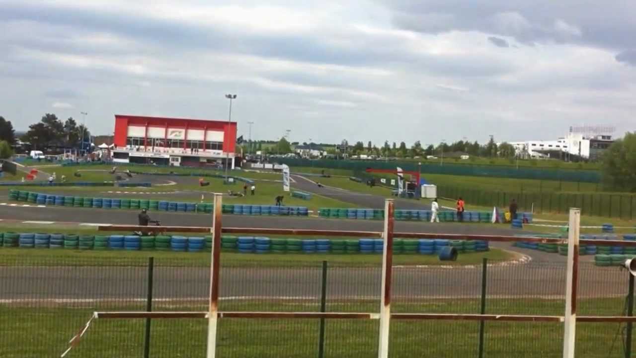 Course quads et supermotards Circuit Magny Cours Karting 19 Mai 2012