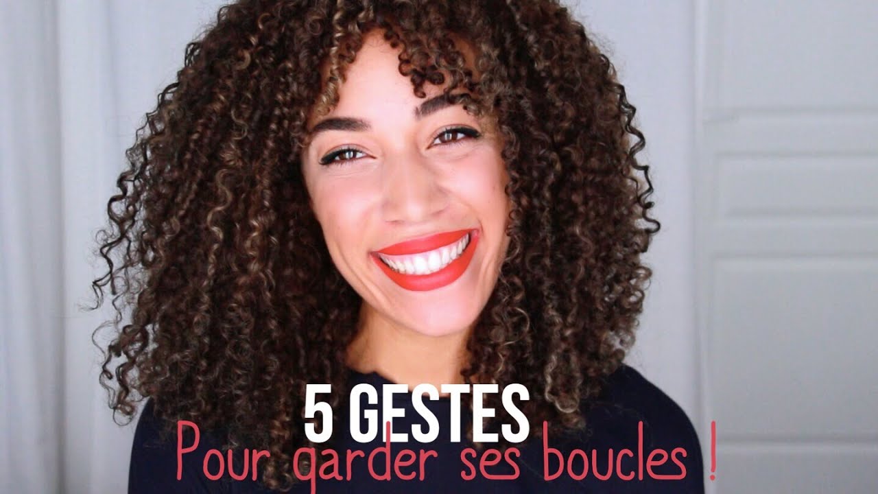 5 Gestes : GARDER ses boucles plus longtemps -  Avec Keracare