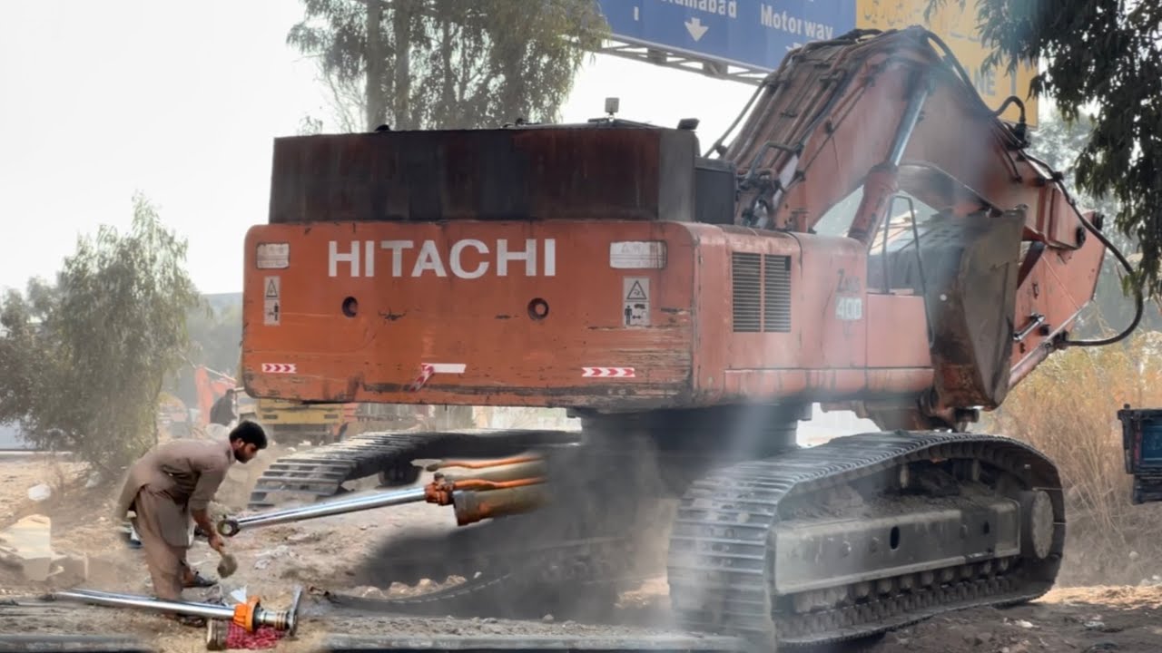 Excavator Hydraulic Jack Repairing | Hydraulic leakage repair 