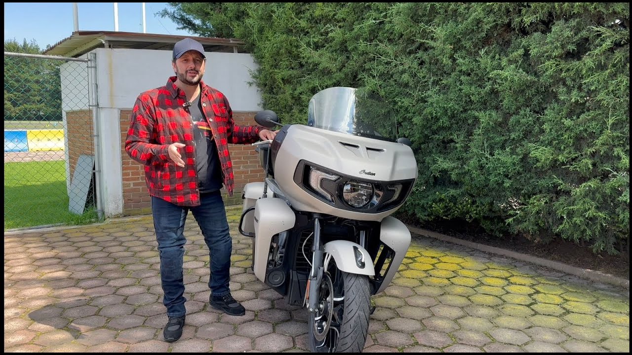 Indian Pursuit Dark Horse, una moto sorprendente.