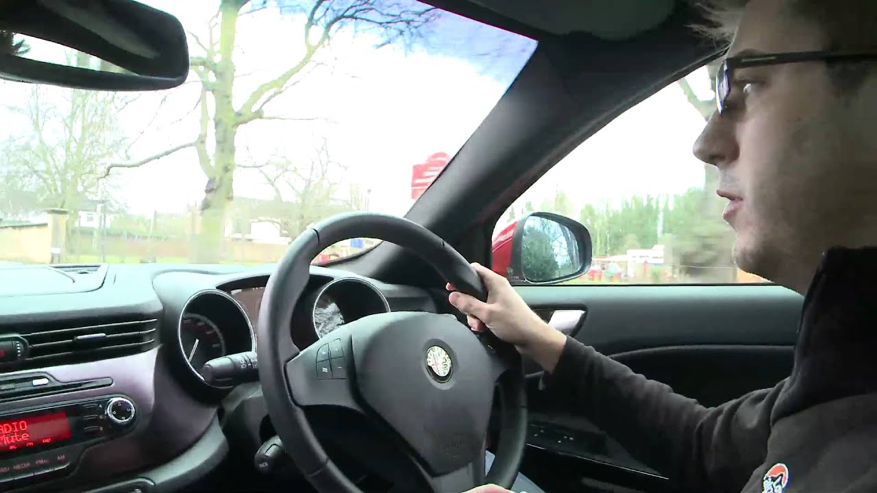 Alfa Romeo Giulietta long-term test part 1 - What Car?