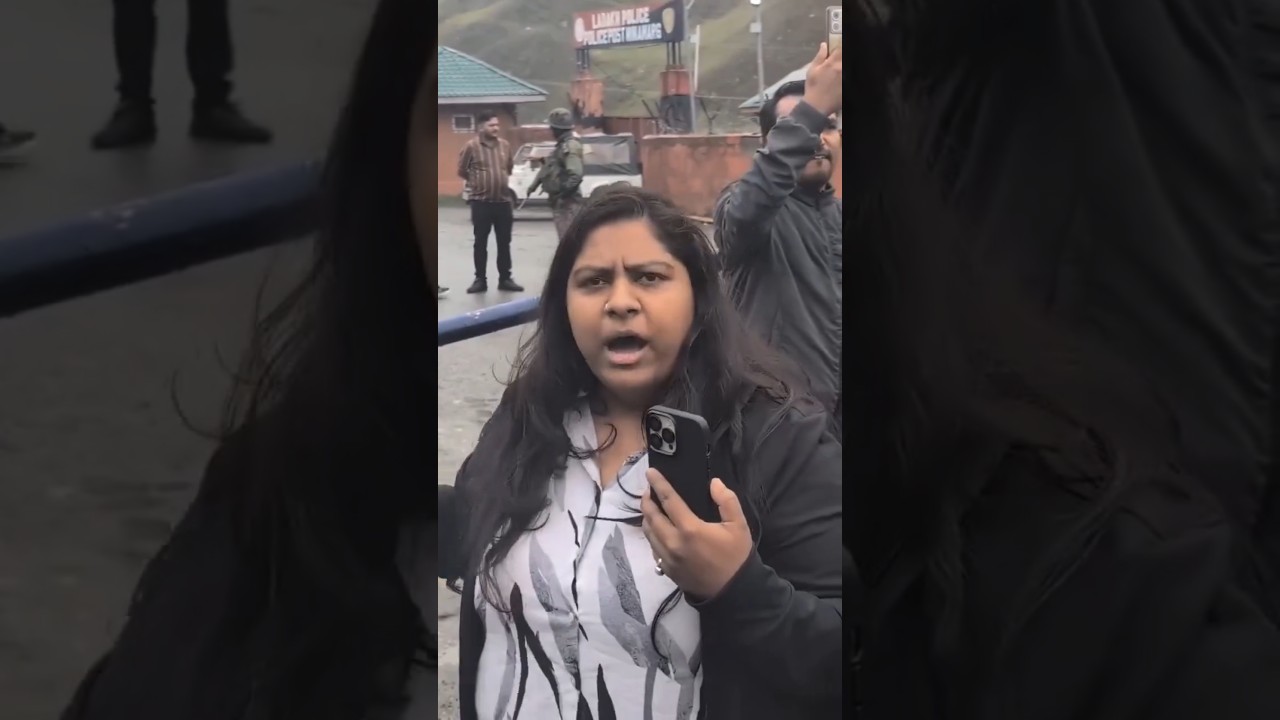 Girl is arguing with an army officer #army #genz #india #todaynews