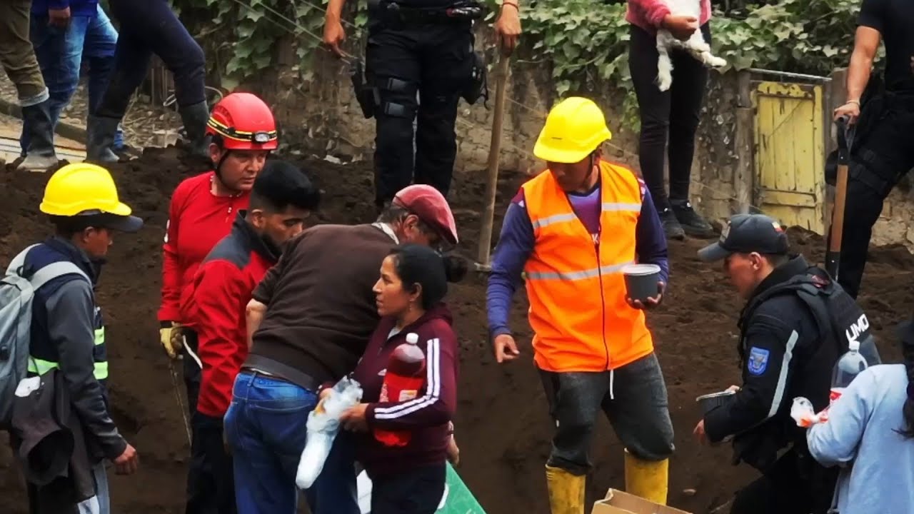 Todo Ecuador pendiente de los rescatados en Alausí