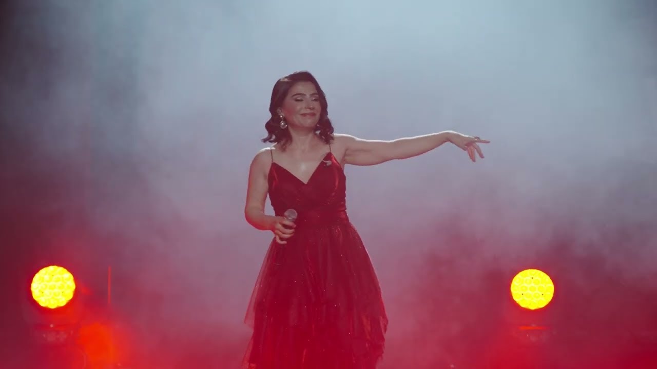 Rojda - Gelmiş Bahar [Ji Konsera Stenbol&ecirc; ya li Bostanci Goster&icirc; Merkez&icirc; ]