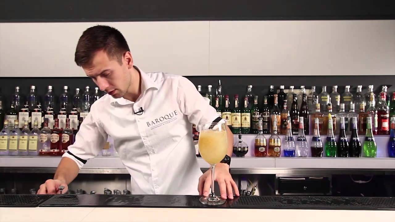 ABSOLUT ORIENT PUNCH - Drink z Piwem i Jabłkiem | Za barem #34