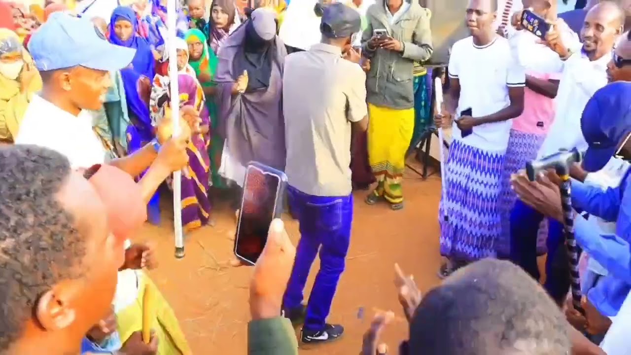 Boneyow Sanja Live performance in Saabukie, Bura Tana Professor Yakub Dima Wedding #wedding #love 