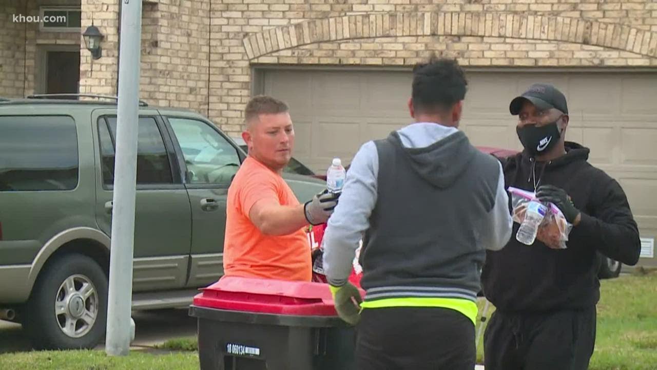 A Houston couple shows appreciation, forges friendship with trash collecting team