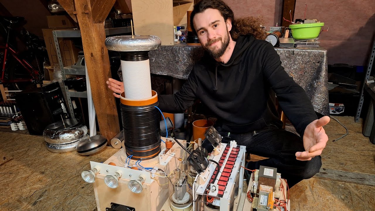 Double GU81M Vacuum Tube Tesla Coil [final version]....almost