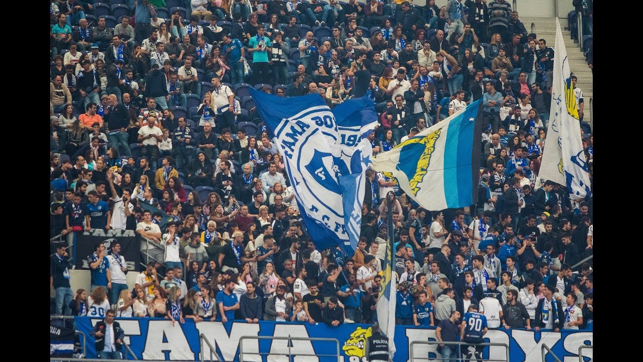 Adeptos do Famalicão na deslocação ao FCP (27/10/2019)