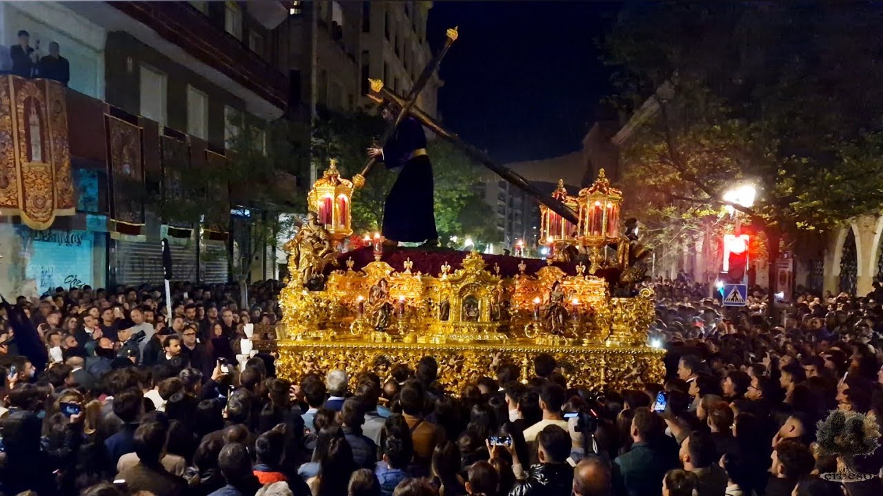 El Señor de la Salud de los Gitanos en la revirá Laraña/Orfila - Soleares de Triana y Al Dios Moreno