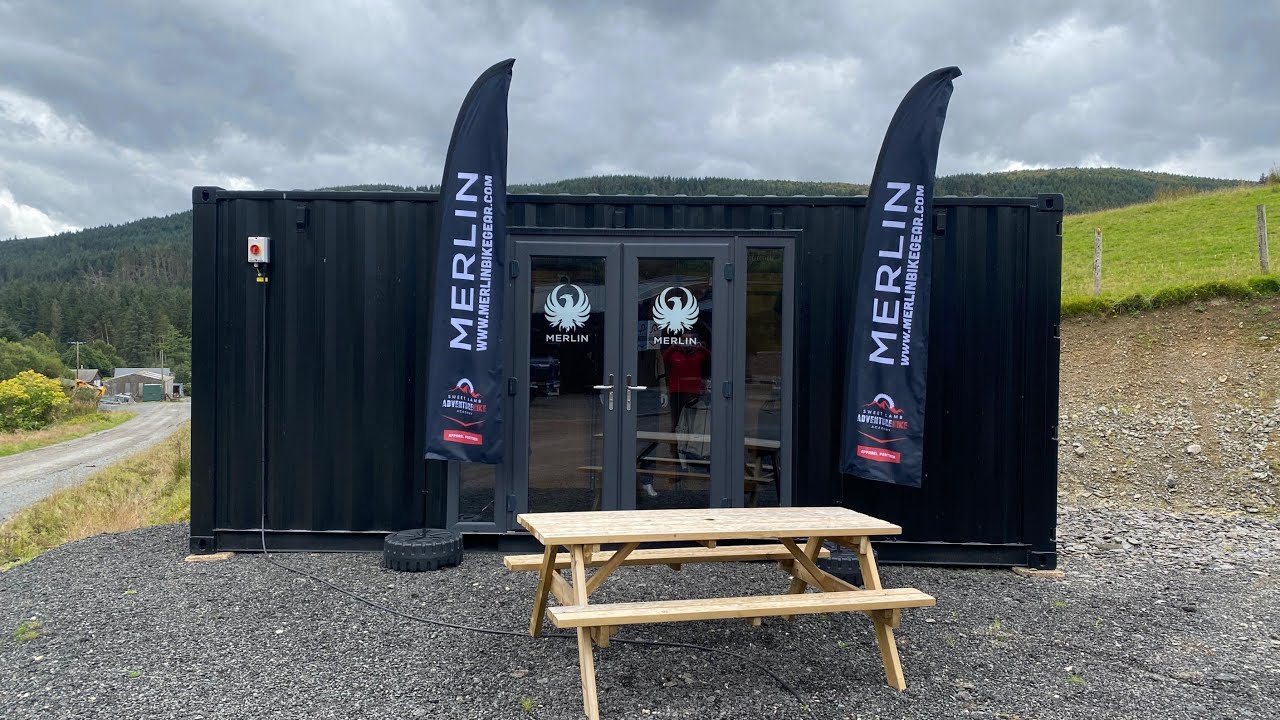 Used 20ft Container Transformed into Clothing Store | Container Conversion | Lion Containers
