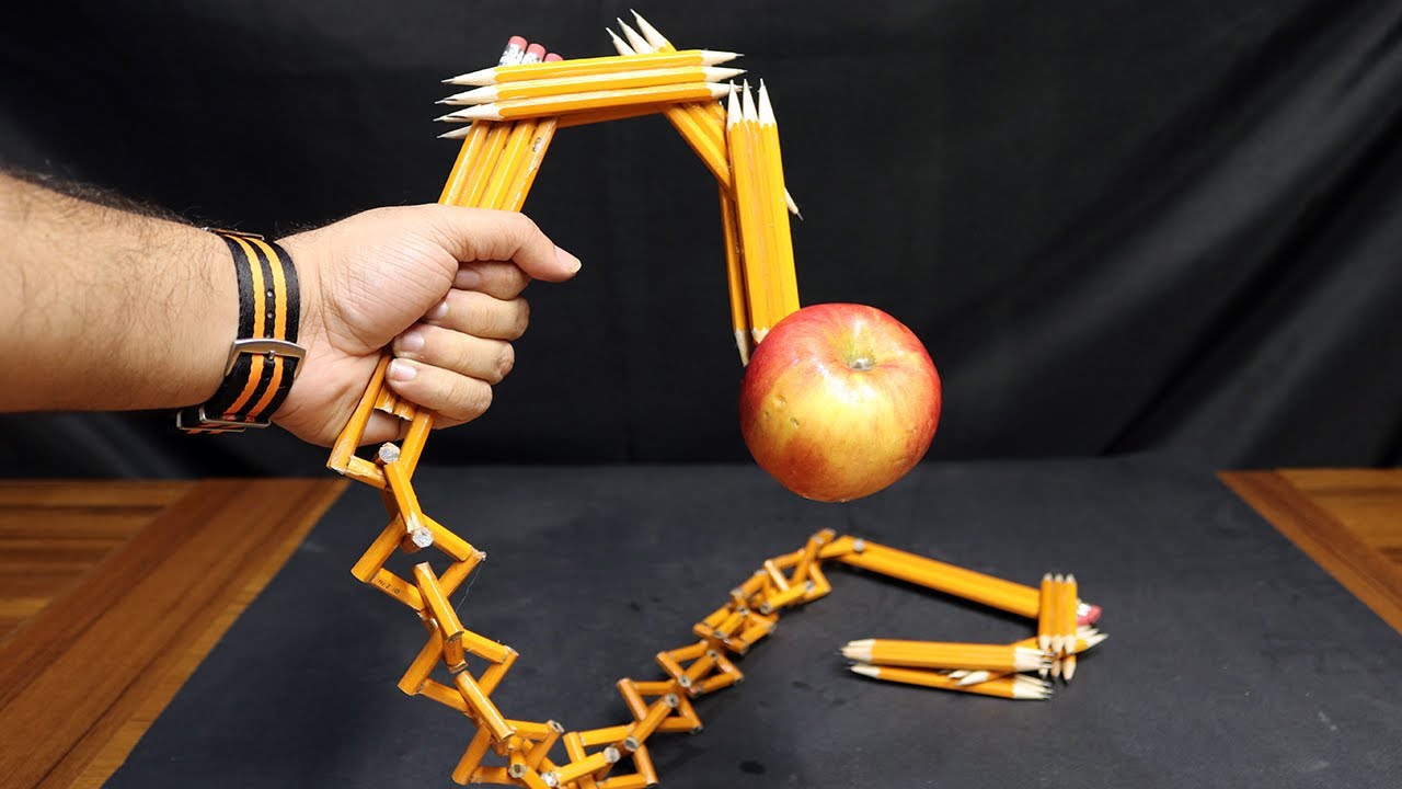 Turn an ordinary PENCIL into a NINJA KUSARIGAMA (Chain Blade)!