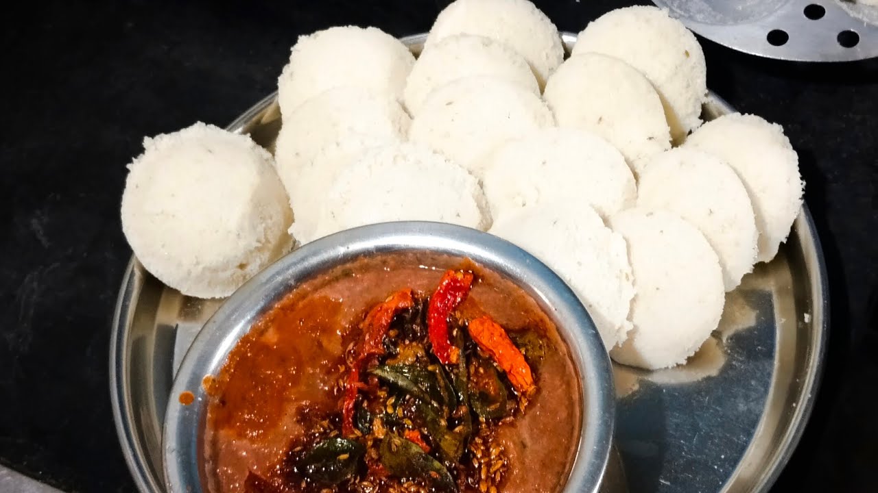 How to make idli with tomato ki chutney 