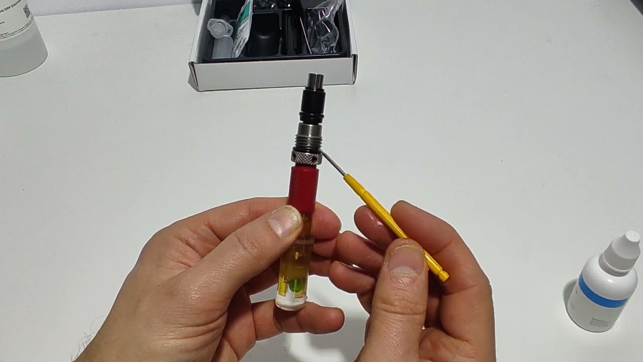 Video tutorial HANNA: preparación del sensor de pH HI7609829-1 del medidor HI9829