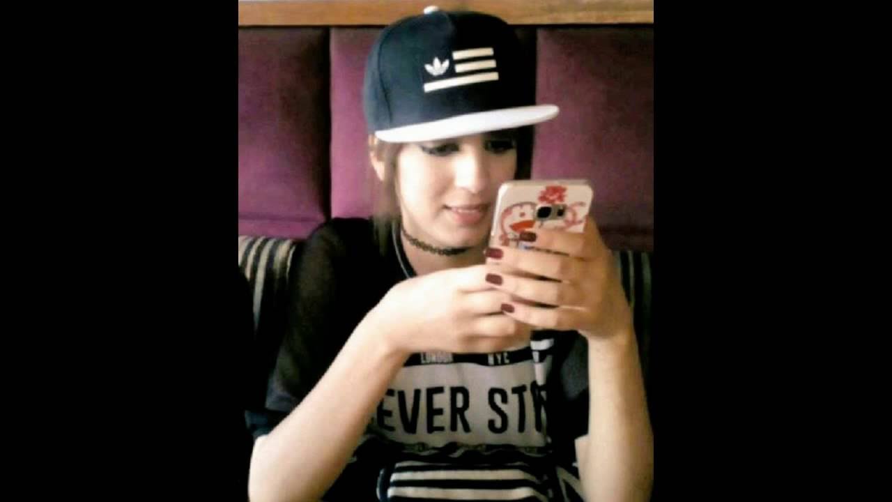 سهيلة بن لشهب في سياحة رفقة محمد سراج