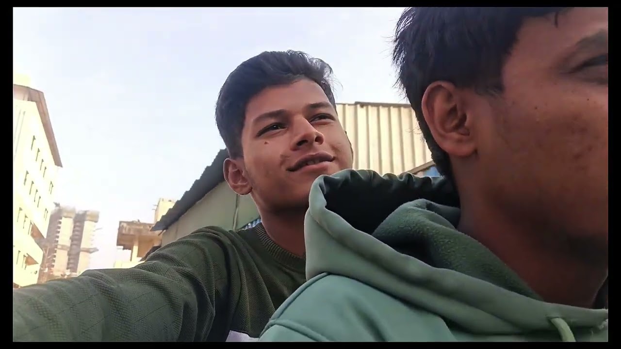 Kaam se aaj bahar jana pada🫣