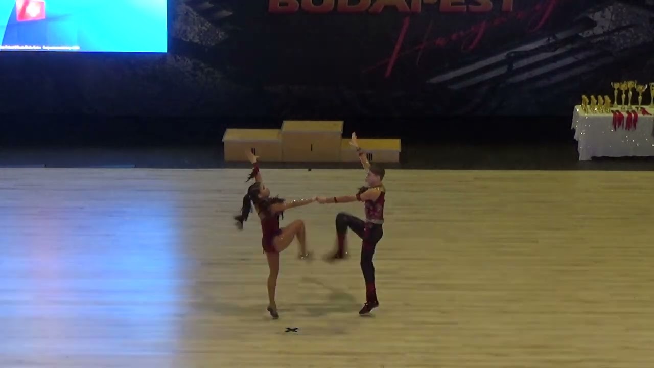 Juniors, SUI - WOHLGENSINGER Ladina - PALLMANN Emil, 5. Place  [www.rokenrol.cz]