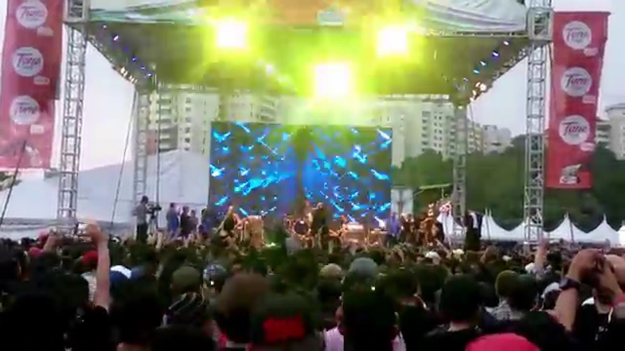 A.C.A.B - Bersama Semula (Live RTW15)