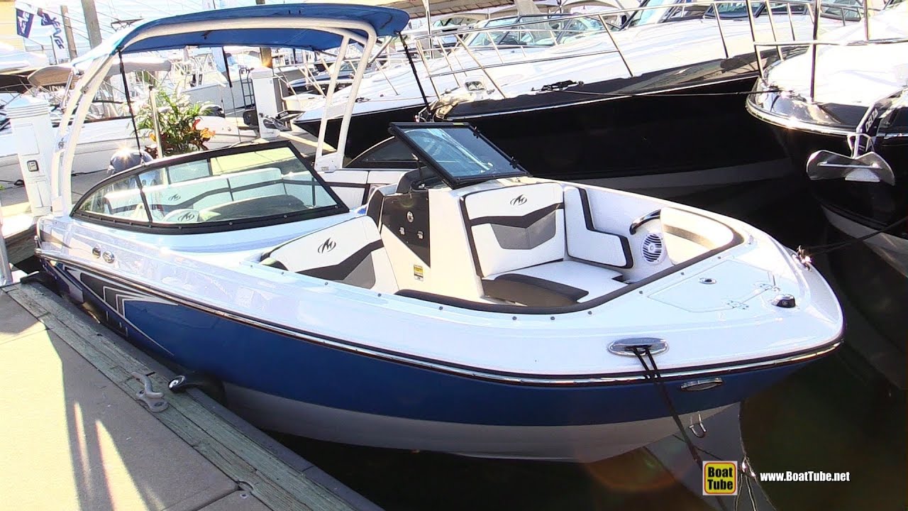 2019 Monterey M225 Yacht - Walkaround - 2018 Fort Lauderdale Boat Show