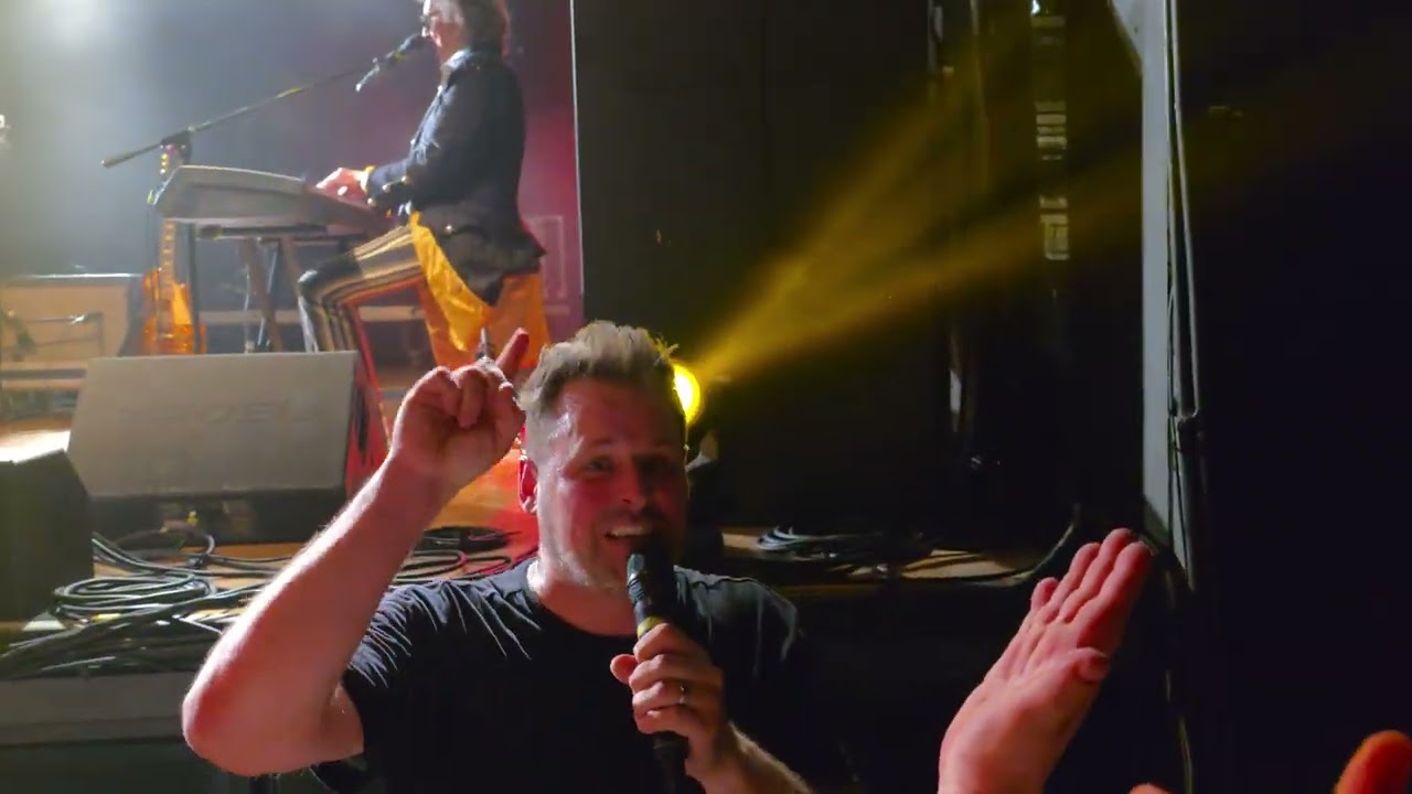 Pride Of Lions with Robin McAuley - I Can't Hold Back - Live @ Frontiers Rock Festival - 25/04/2025