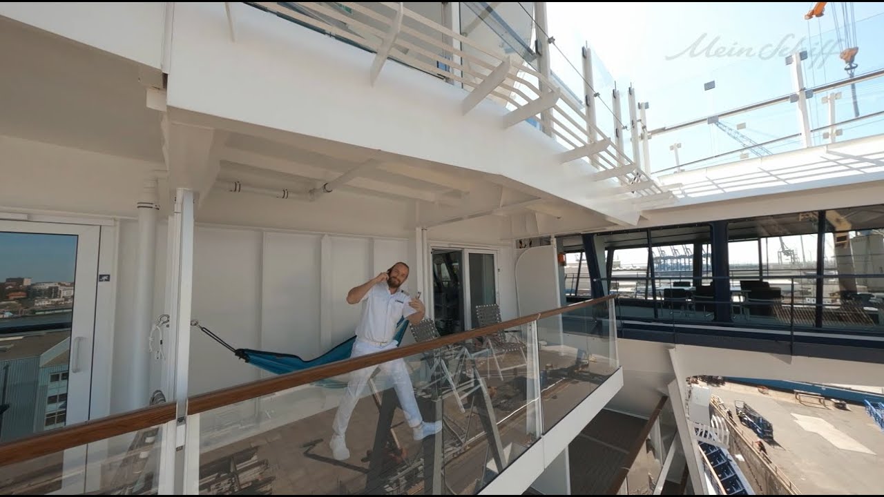 Exklusive Einblicke auf die Kommandobr&uuml;cke von Mein Schiff 1 | Mein Schiff