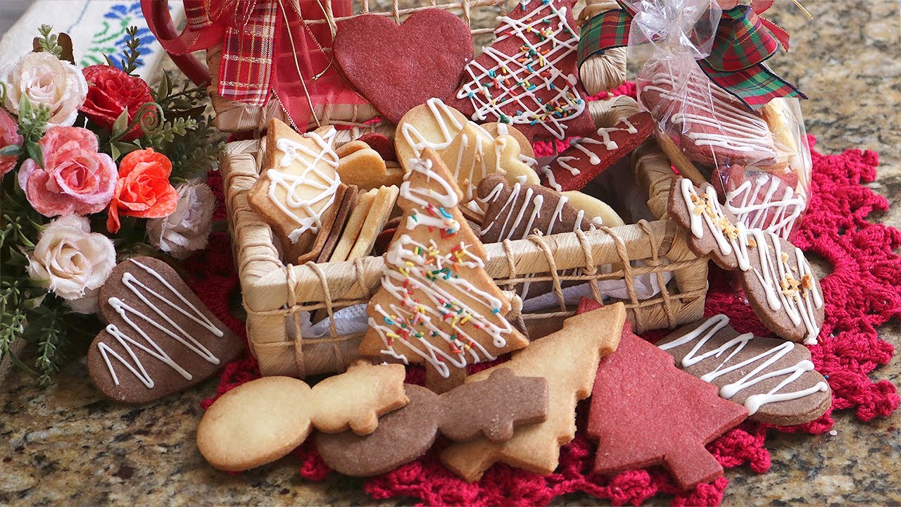 RECEITA DE BISCOITO AMANTEIGADO DE NATAL SIMPLES E F&Aacute;CIL DE FAZER - MARIA MONTANHER