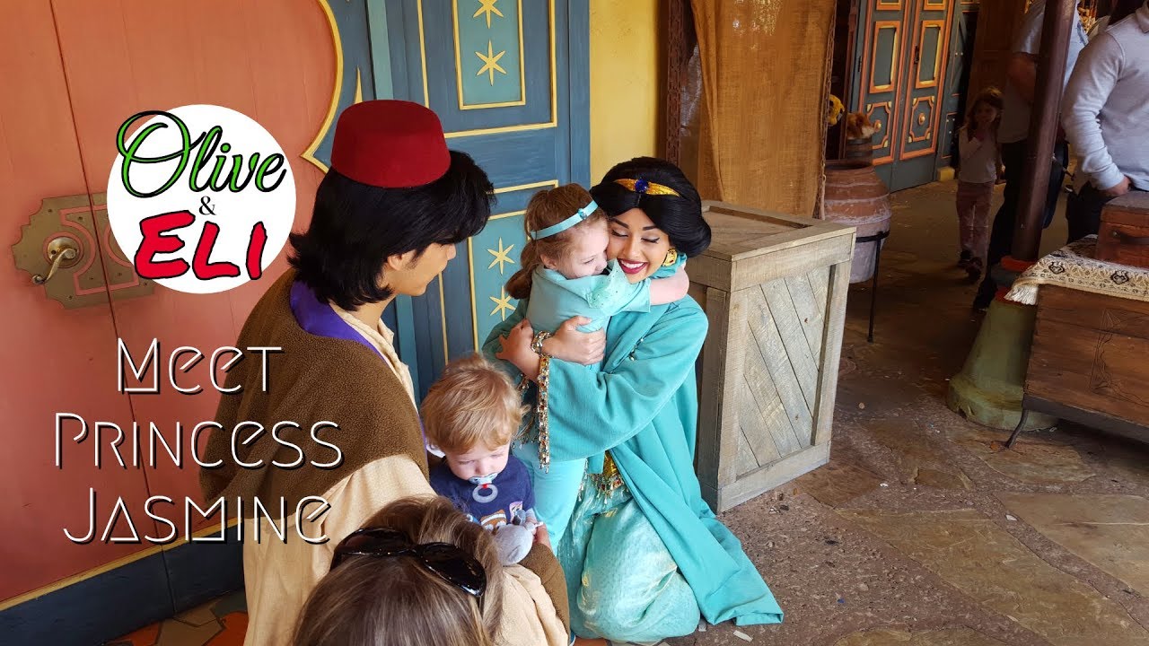 Princess Jasmine Meet & Greet (w/ Aladdin) at Walt Disney World Magic Kingdom
