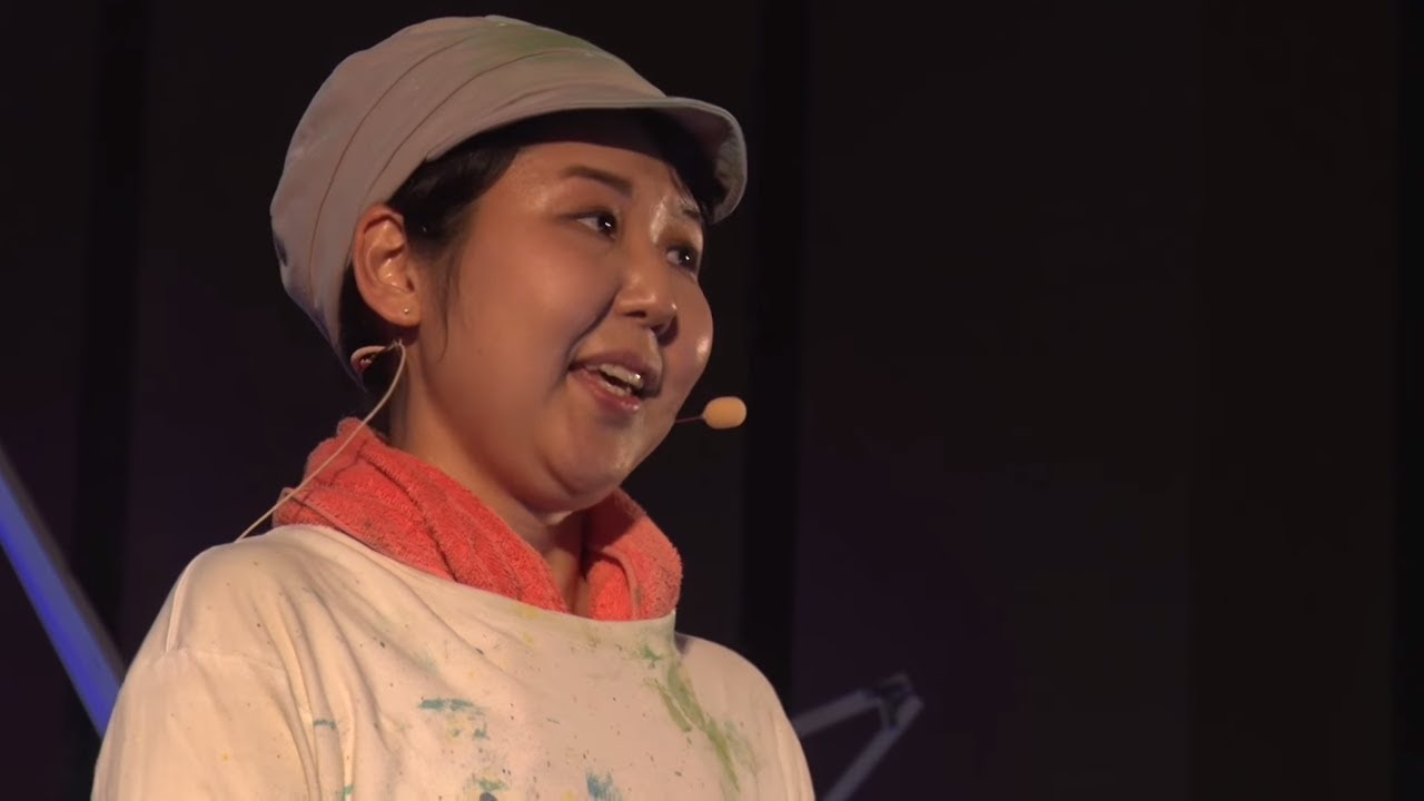 Challenge the traditional murals in Japanese bathhouse (Sento) | Mizuki Tanaka | TEDxUTokyo