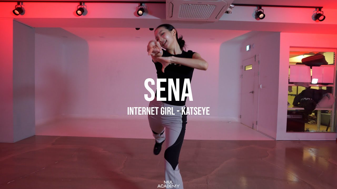 INTERNET GIRL - KATSEYE/ SENA WAACKING / MUL ACADEMY