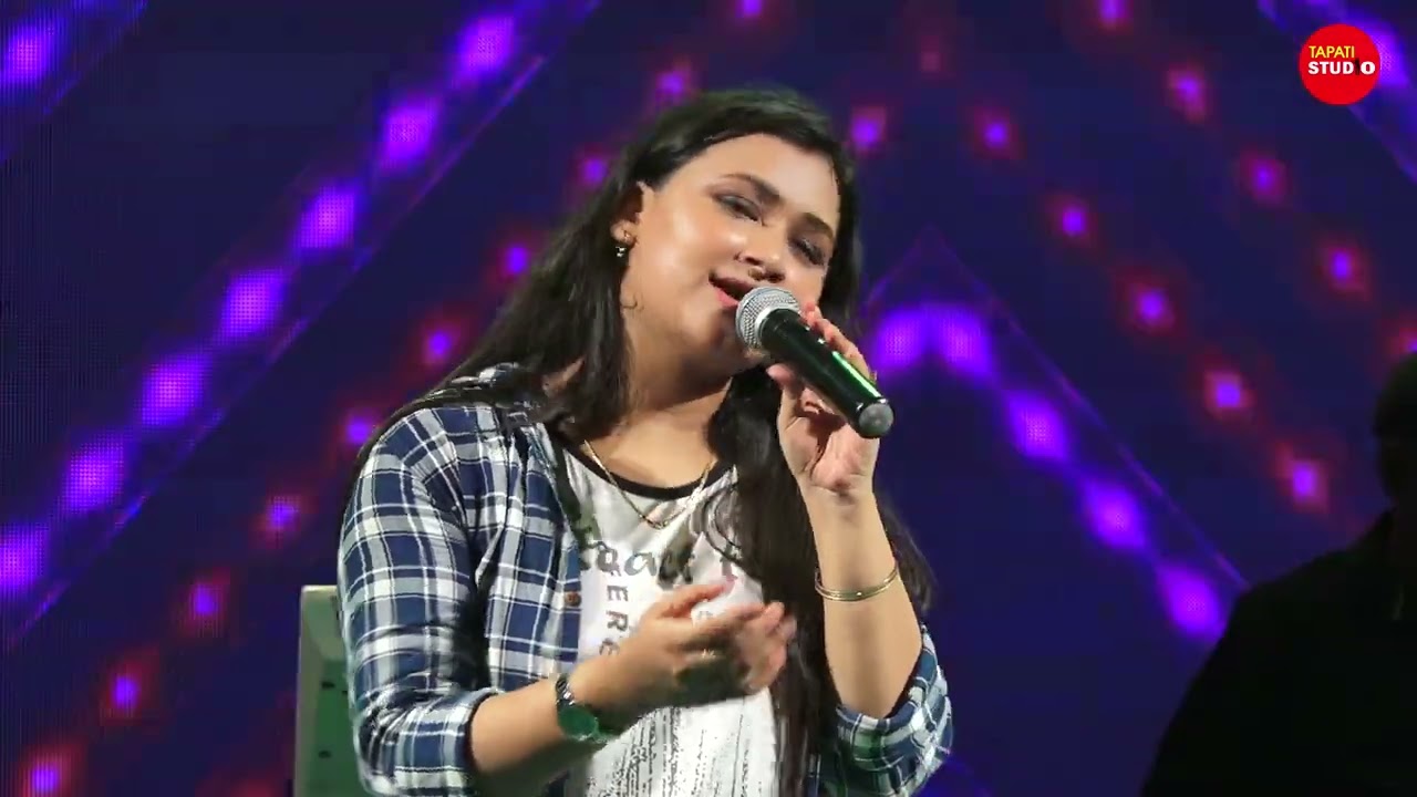 Ek Radha Ek Meera Donon Ne Shyam Ko Chaha - Lata Mangeshkar || Live Singing By - Suparna Panda