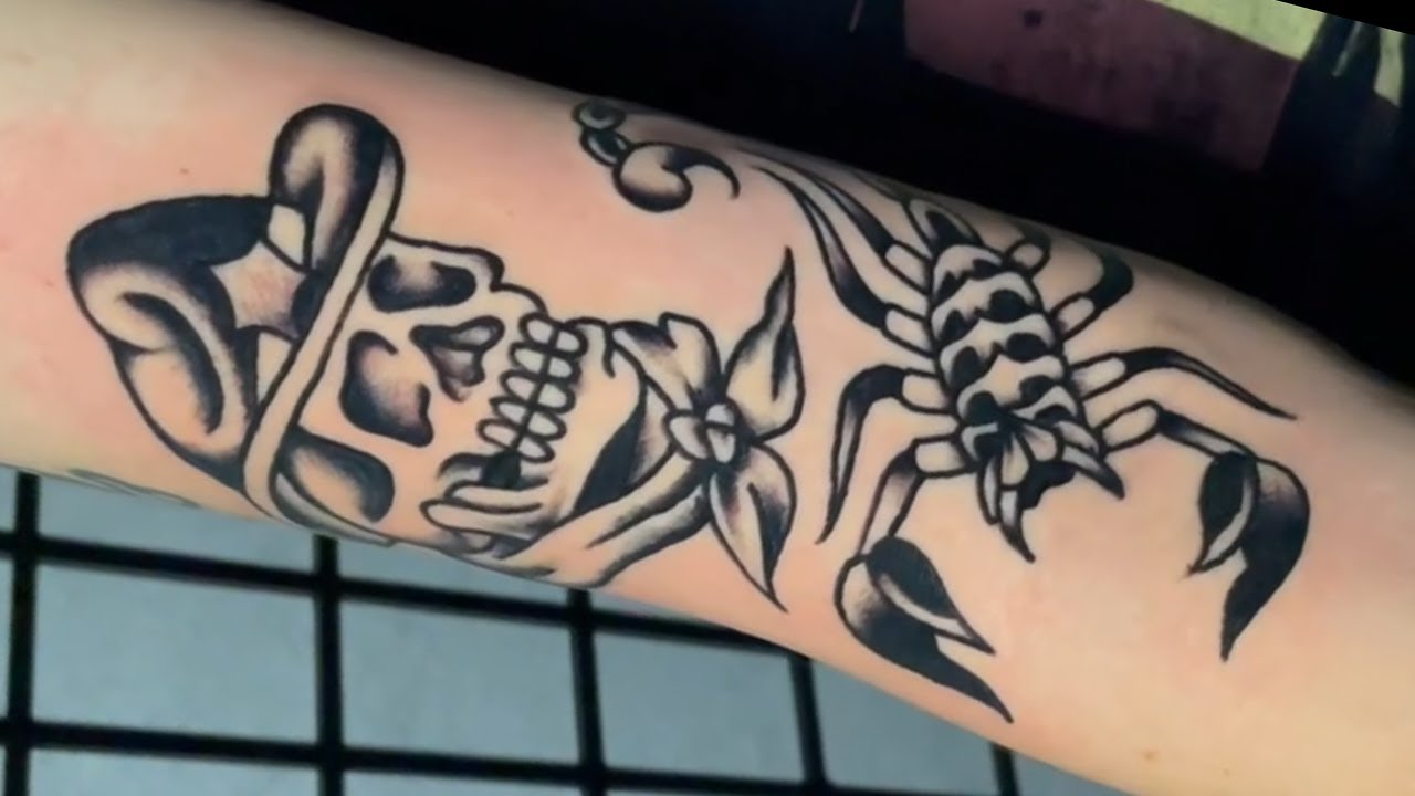 Traditional tattoo of a Cowboy and a Scorpion - real speed tattooing - freehand time lapse