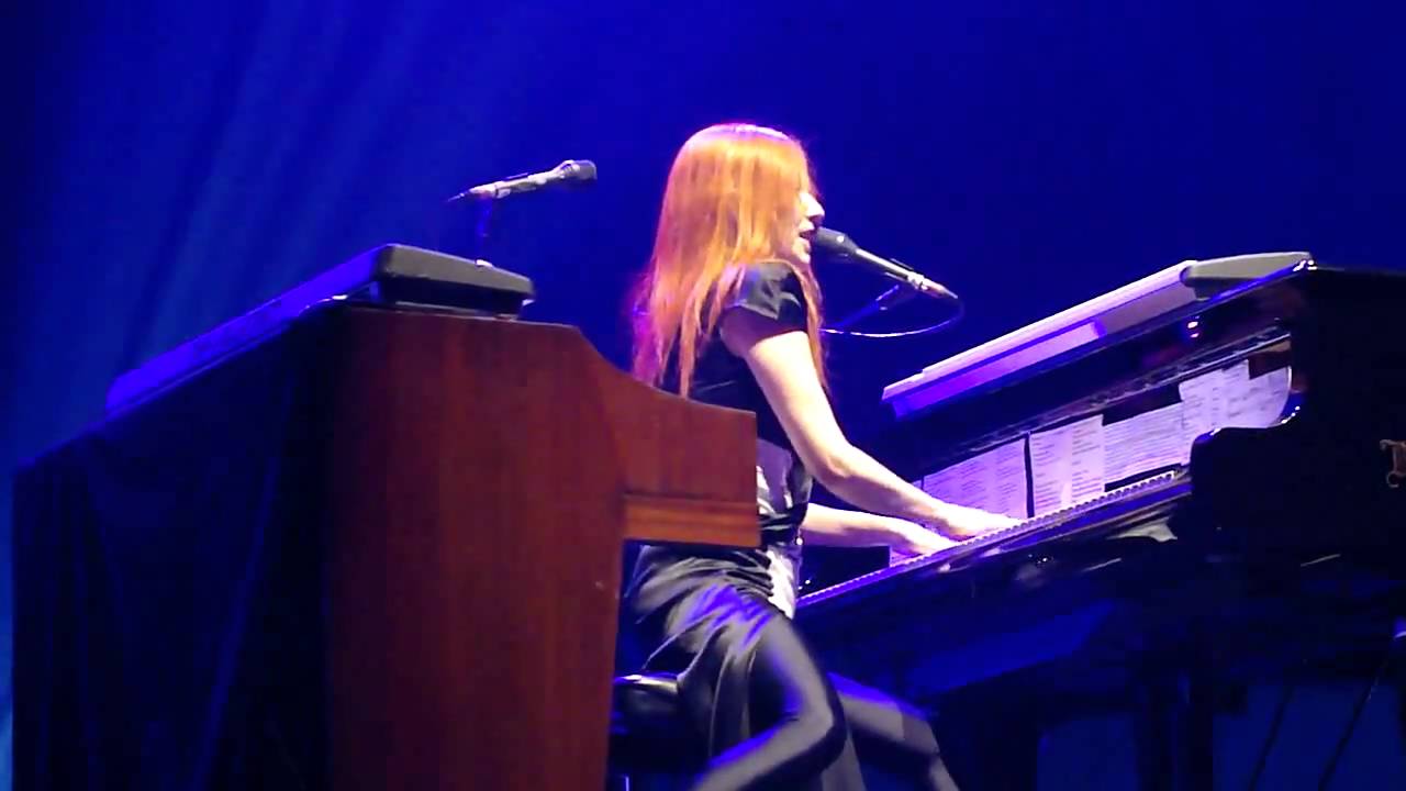 Tori Amos - Carbon - Paris 2009